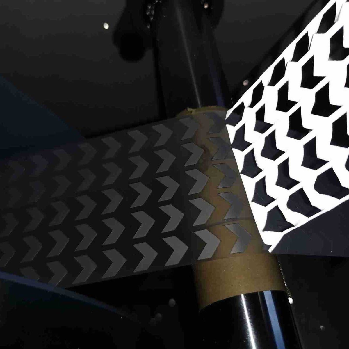 鞋材用烫印织带粗箭头亮银雕刻小箭头