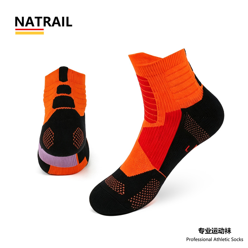 Youth Socks, Male Student Sports Socks, Multi-Color Fashionable Basketball Elite Socks, Sweat Breathable Mid-Calf Socks, Professional Running Socks Youth Socks, Male Student Sports Socks, Multi-Color Fashionable Basketball Elite Socks, Sweat Breathable Mid-Calf Socks, Professional Running Socks
