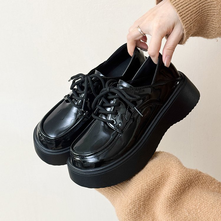 Glossy black