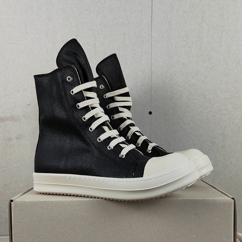 Unisex platform canvas high-top sneakers detail 1