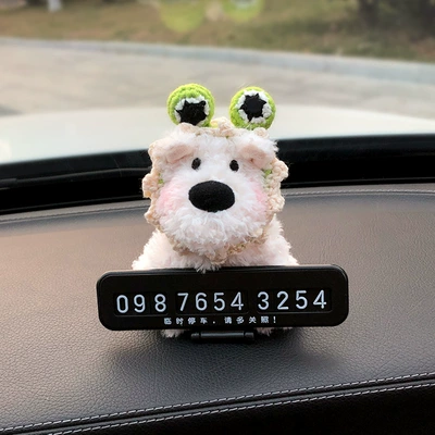 Nömrəli dayanma kartı plate moving number plate car - white-sided-frog-fat-faced-dog-stop-sign-five-rows-of-numbers