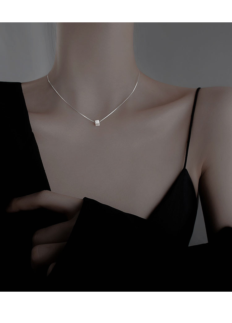 Minimalist Geometric Cube Necklace For Women In Matte Brushed Gold_voghion.com