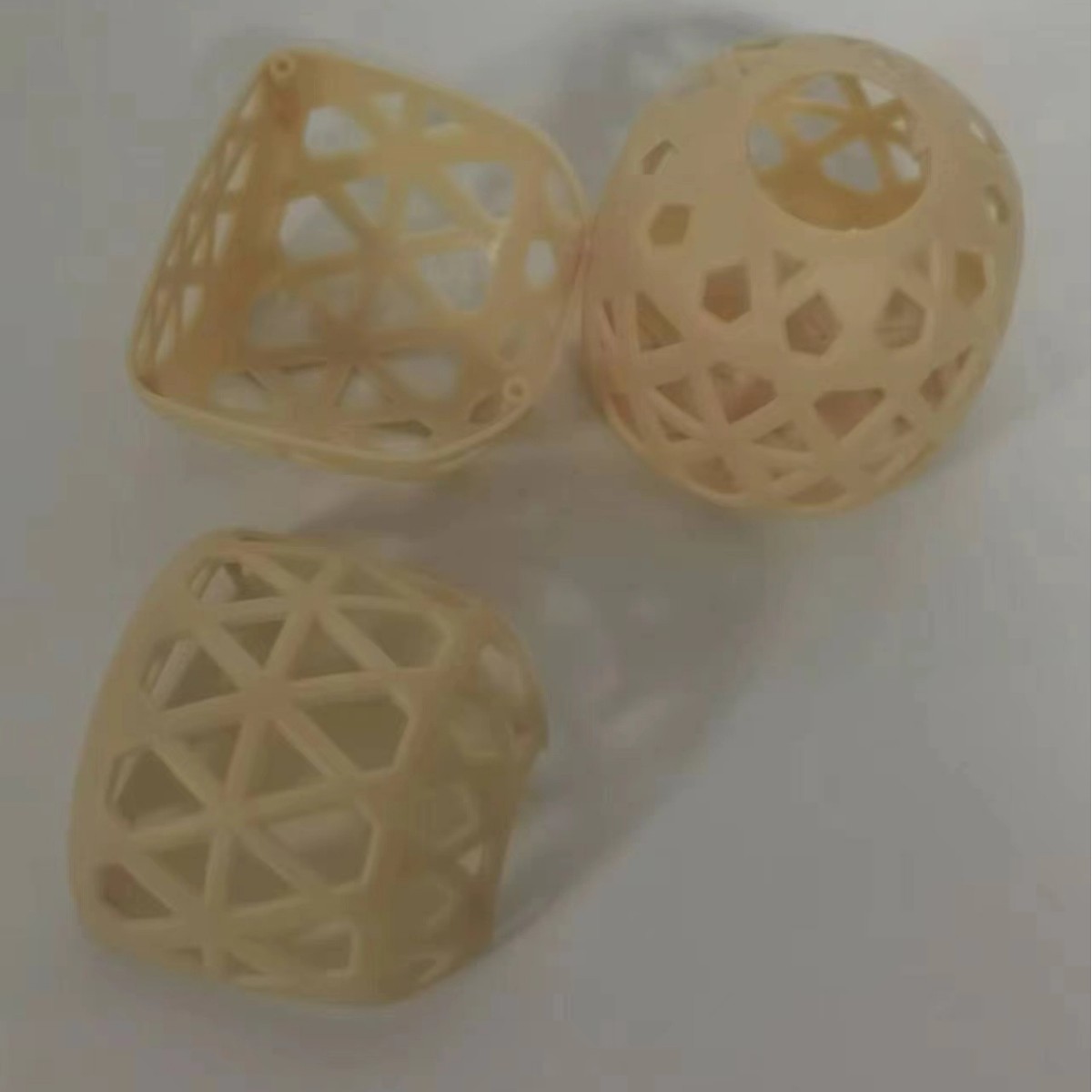 플라스틱 케이지