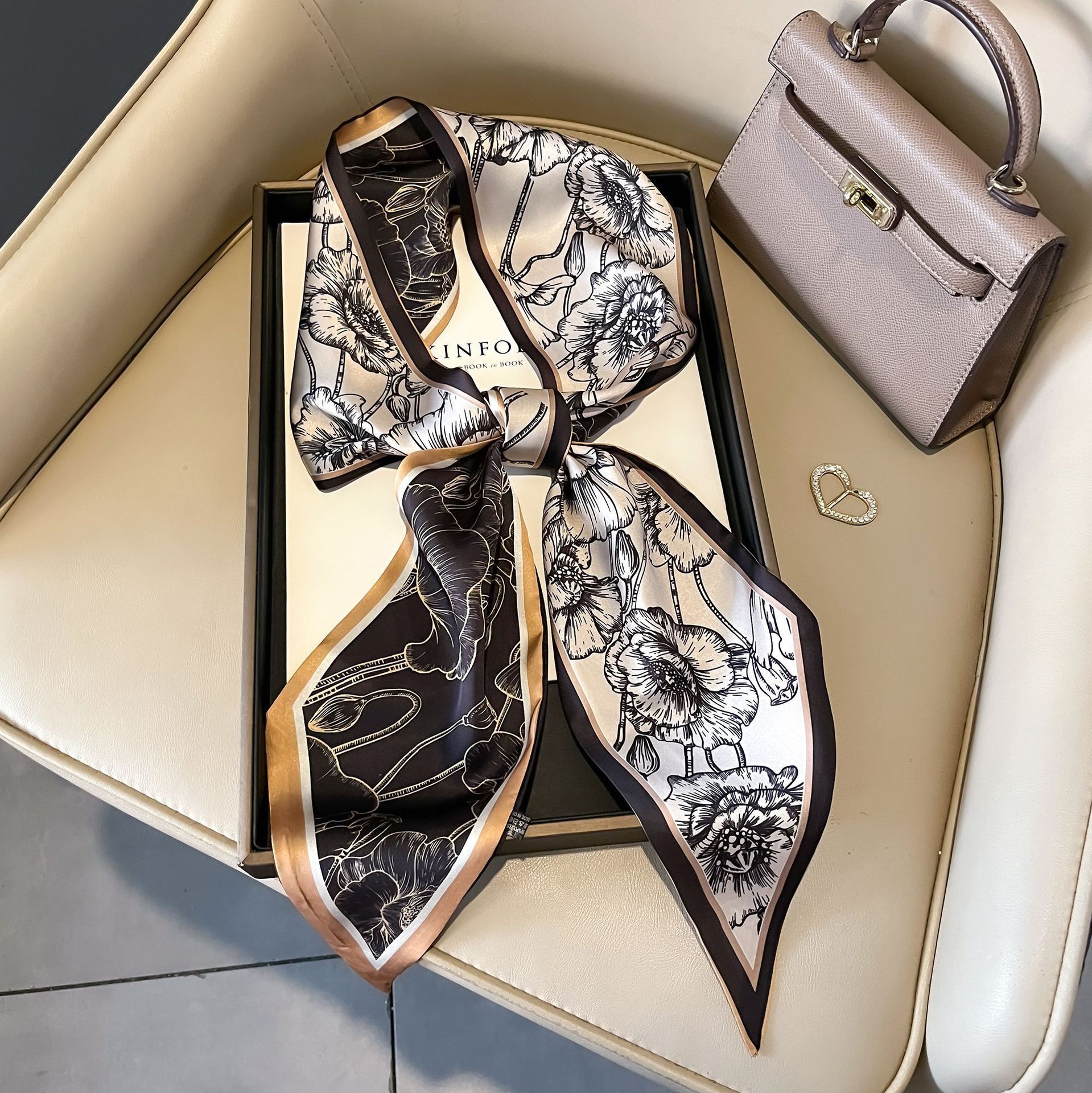 Nuevo caju pequeño cinturón de bufandas onduladas caju multifuncional cinturón de pelo de alta calidad bufandas profesionales