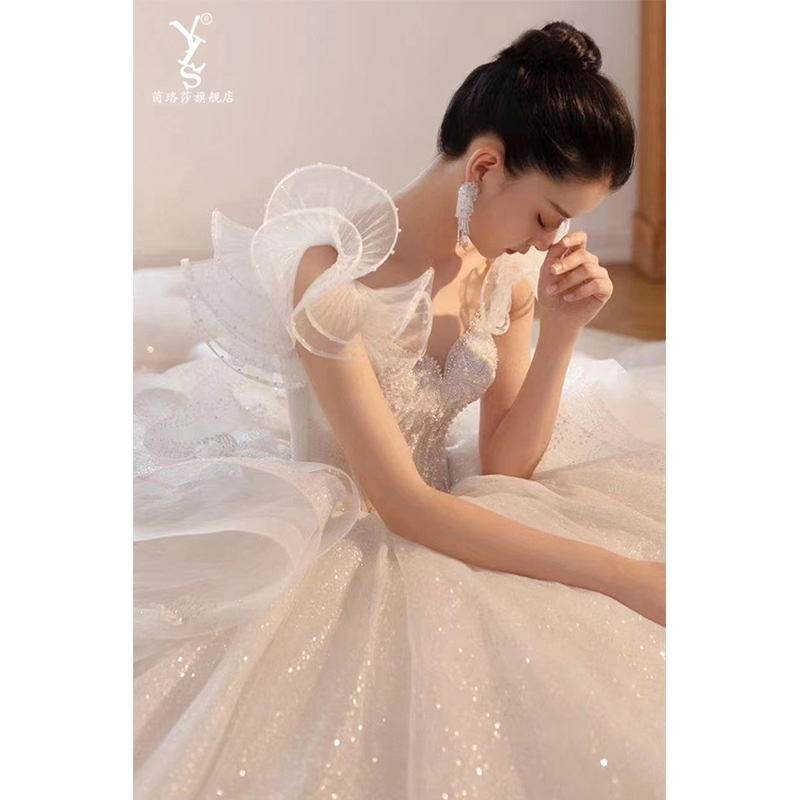 Retro wedding dress
