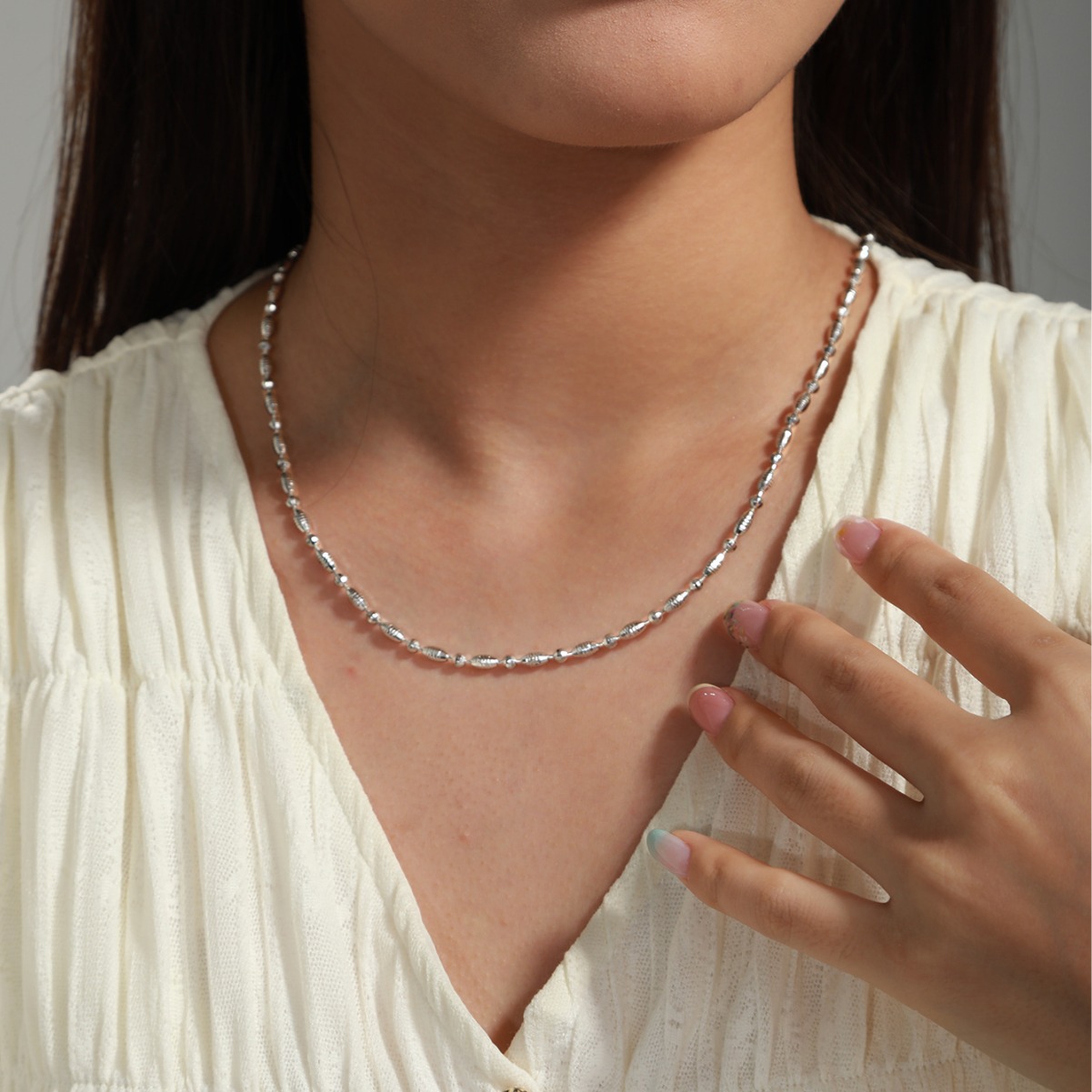 Joyería Xuping aleación japonesa y coreana galvanizada collar de cuentas ovales de arroz simple cadena cadena de oliva cadena de mujer