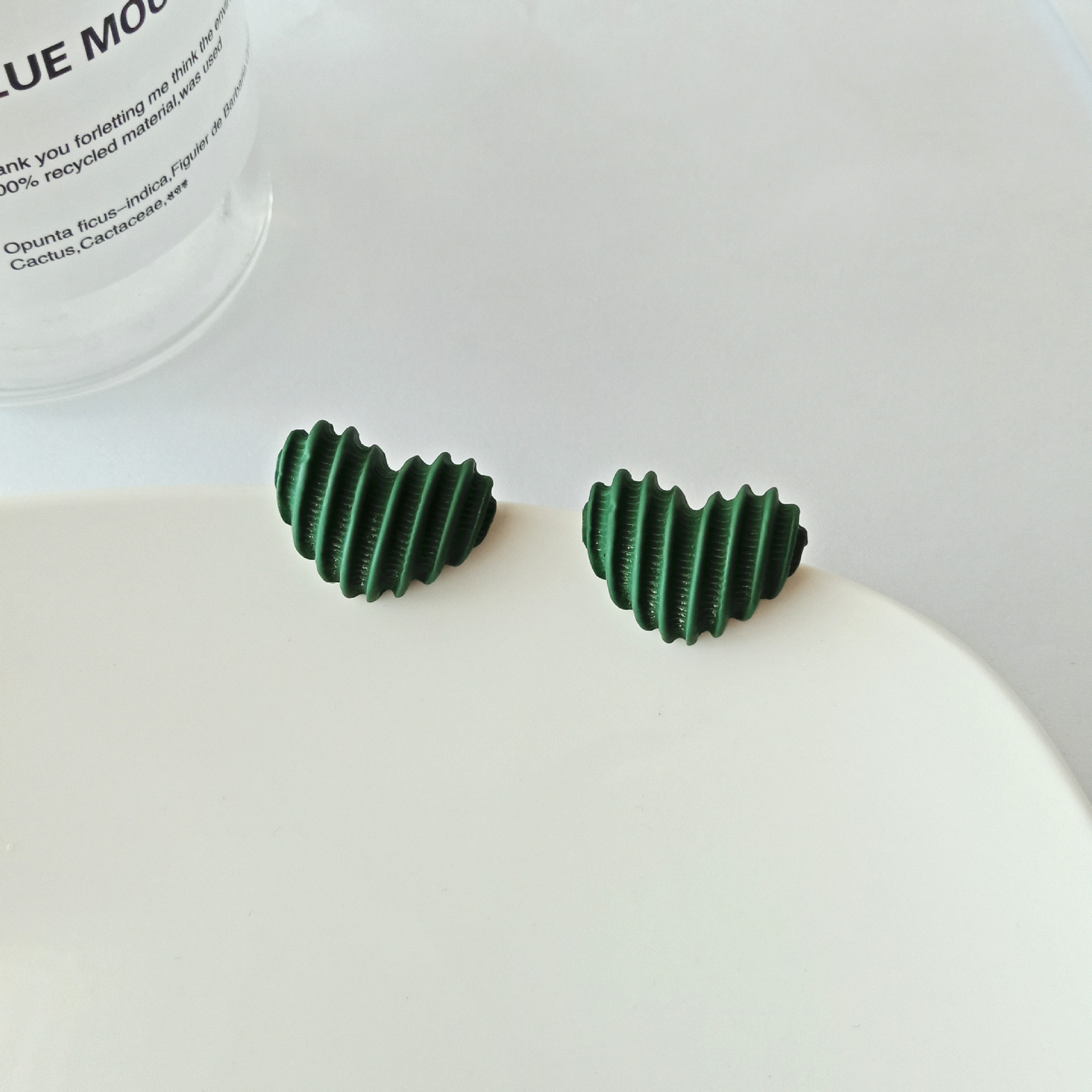 Simple Style Heart Shape Alloy Stoving Varnish Ear Studs display picture 5