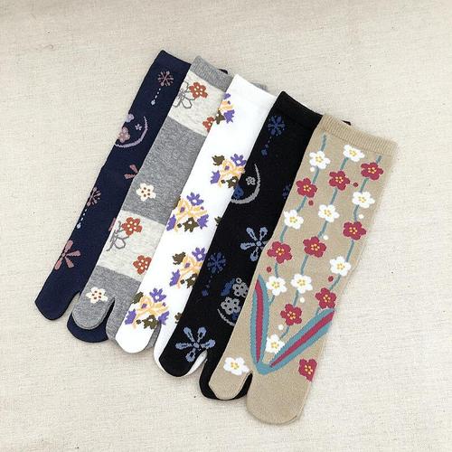 21 new style Japanese retro mid-calf two-toed women's socks, flip-flops split-toed socks, Korean style single-toed socks, thongs