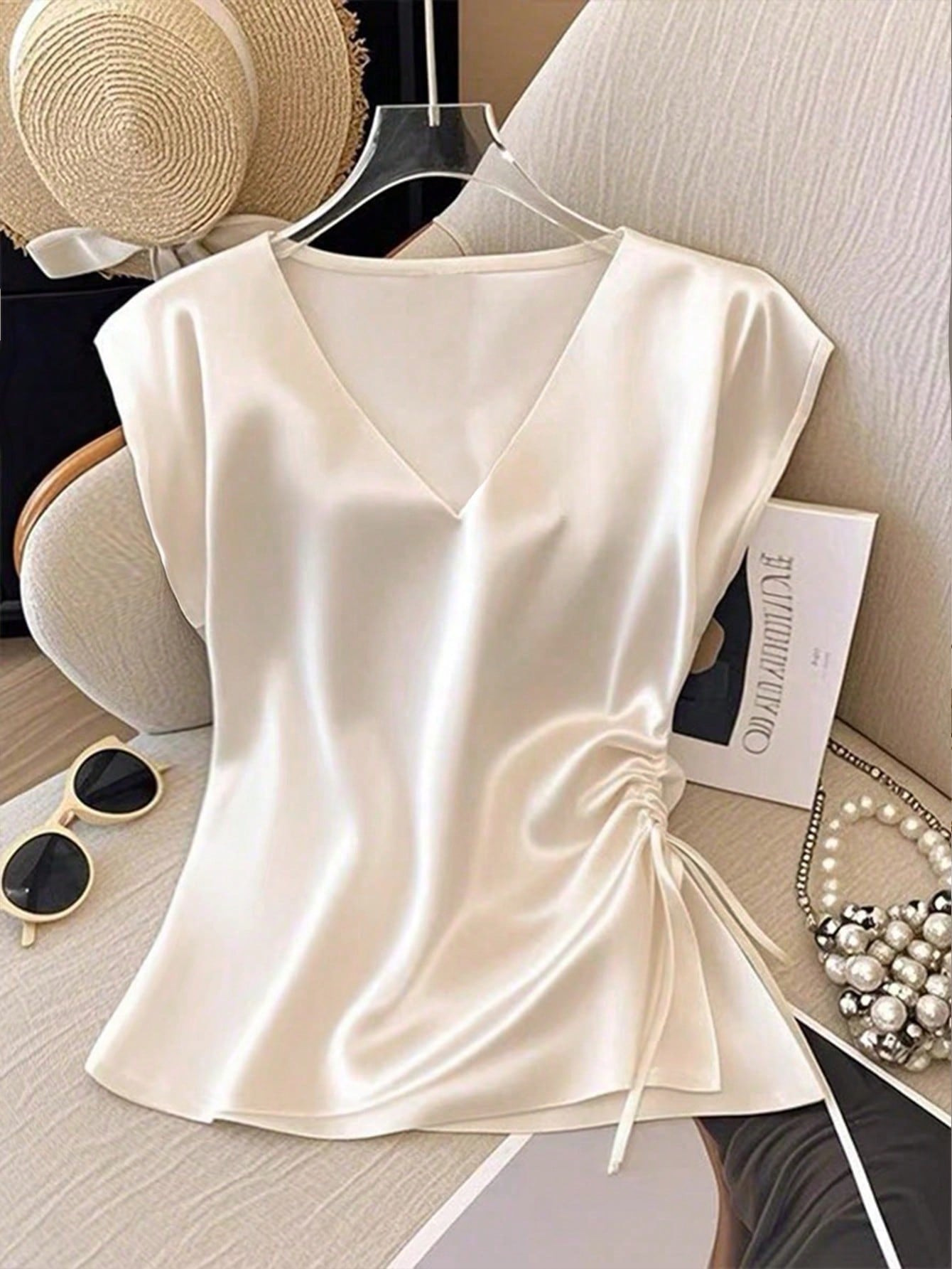 Solid color short sleeve T-shirt