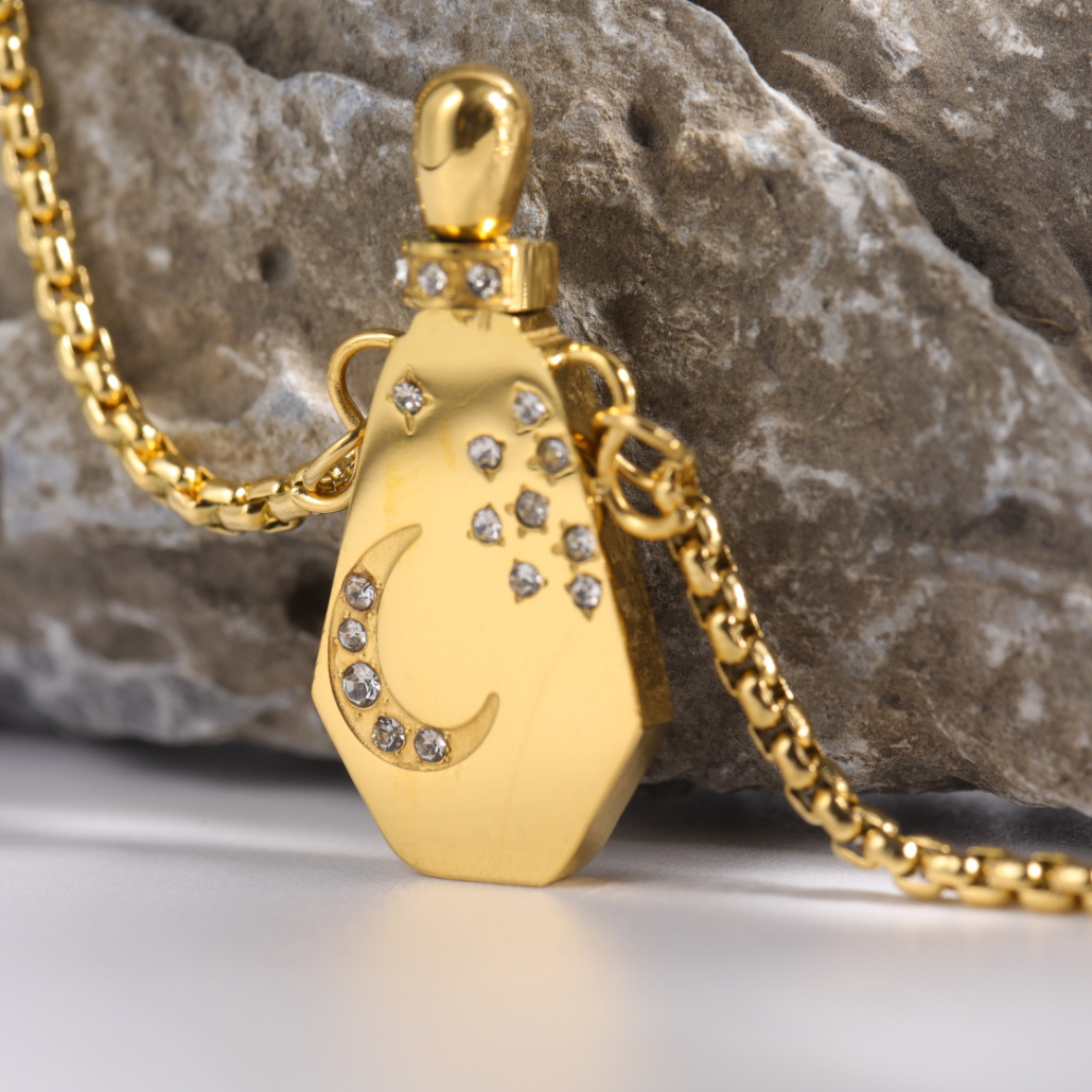 Unisex Romantic Star Moon Bottle Titanium Steel Zircon Necklace Stainless Steel Necklaces display picture 1