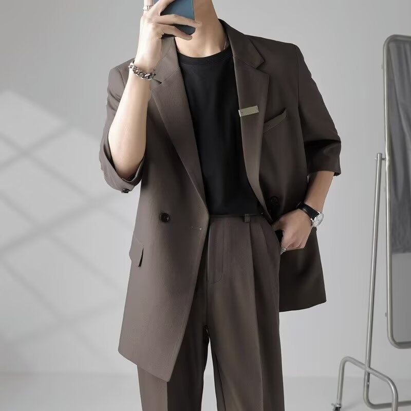 Herren-Blazer-Anzugset mit kurzen Ärmeln und lockerer Passform – lässig, leicht, atmungsaktiv und modern. Leicht und angenehm zu tragen._voghion.com