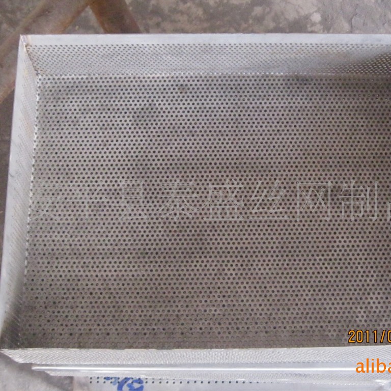冲孔网制品 冲孔网盒 冲孔滤管  实体生产厂家按需生产