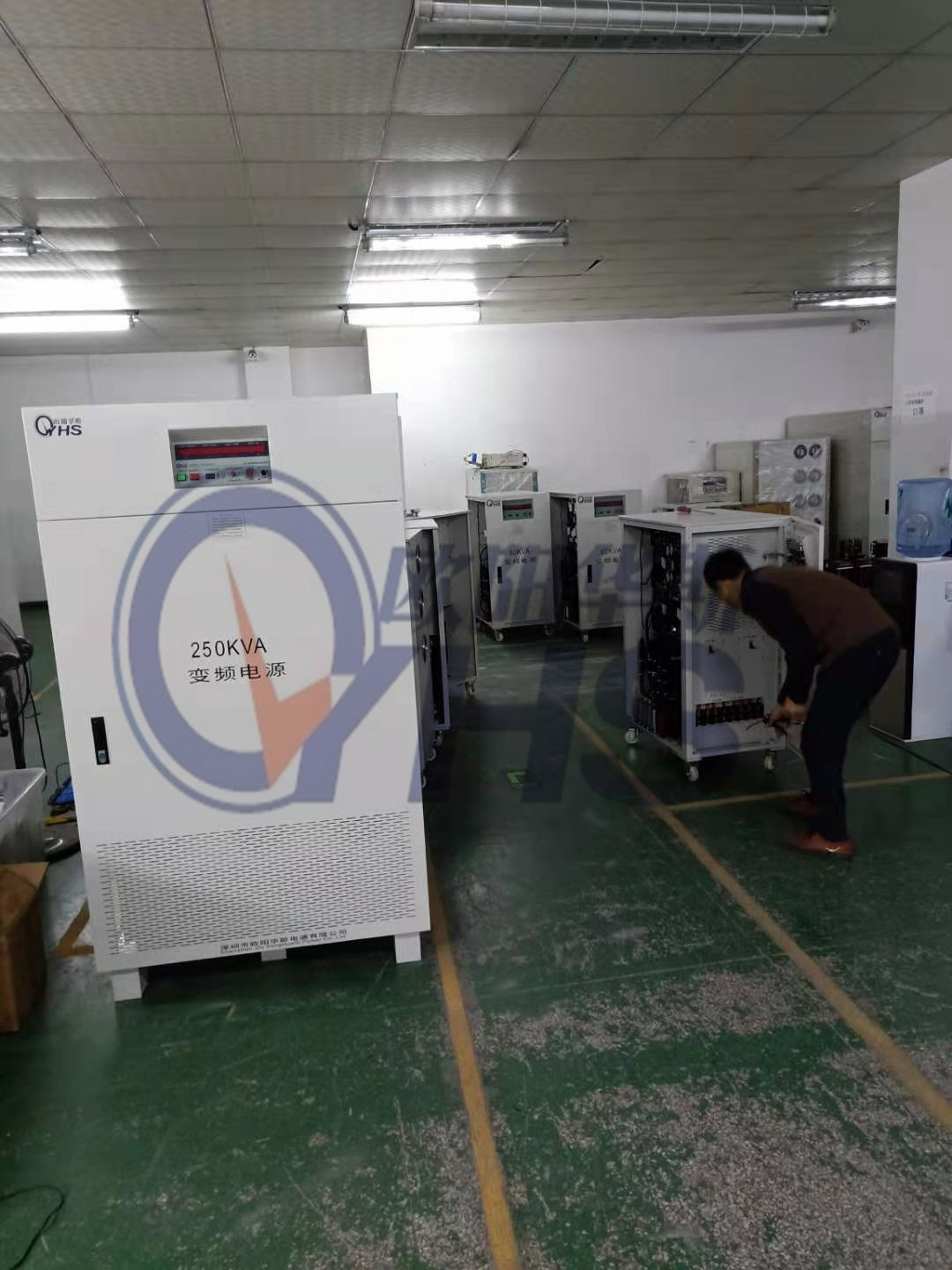 ŷ����˹����250KVA��Ƶ��Դ����ī���磬�������380V/50HZ