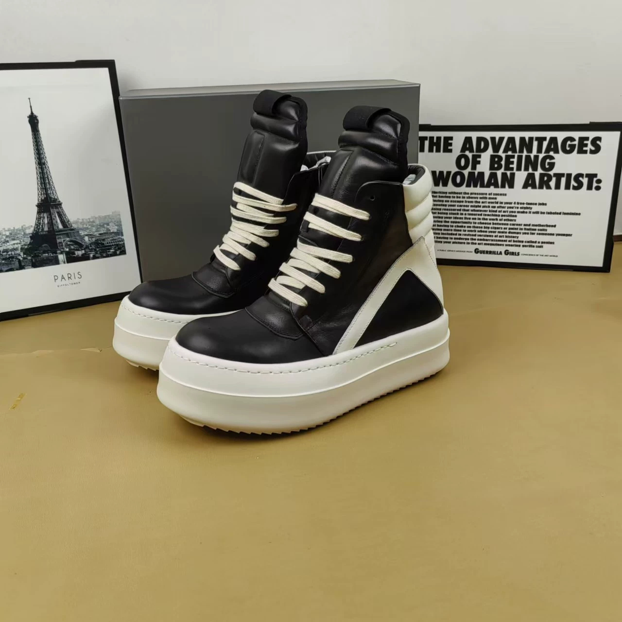 Мужские кроссовки 2024 года на толстой подошве в форме перевернутого треугольника, осенне-зимние, черно-белые, модные, из натуральной кожи, в стиле dark high street, трендовые, для пар, легкие