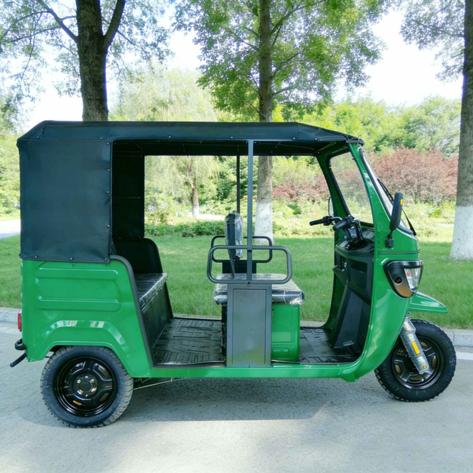 Cross-border fuel-powered passenger tricycle for transportation, foreign trade export, tuktuk, Indian passenger-carrying vehicle for export