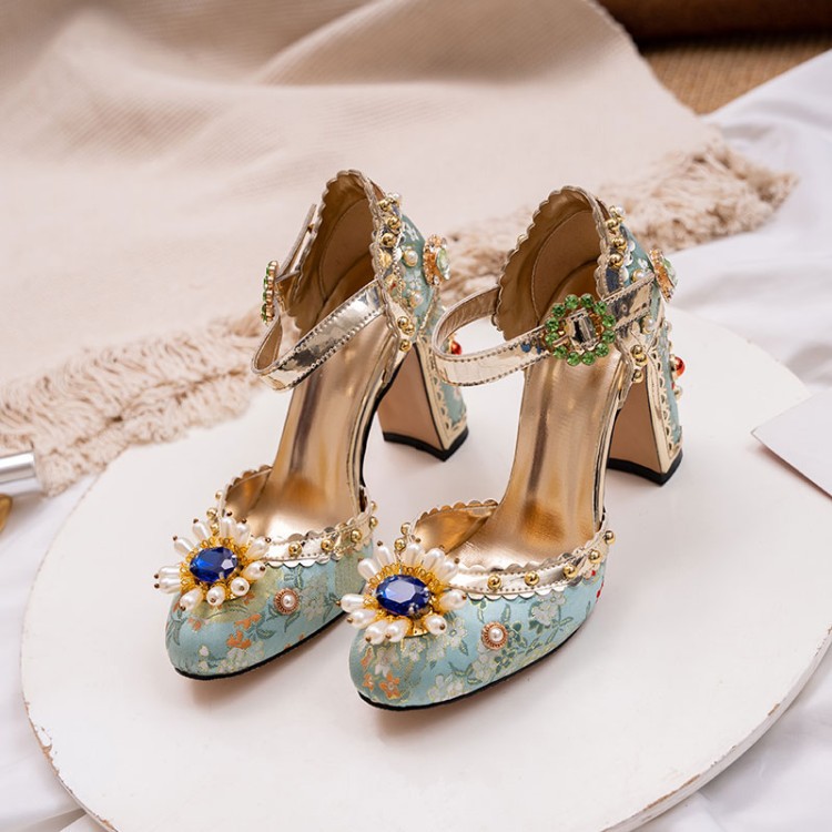 Retro high heels
