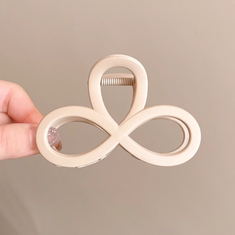 Otoño y invierno clip para el cabello de la cabeza de las mujeres más agarrar clip2025 nuevo estilo de alto nivel de gran tamaño clip de tiburón clip para el cabello