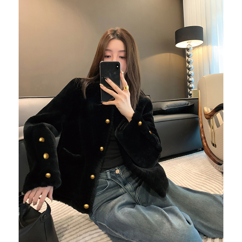 "Black Gold Fur" Super High-quality Natural Merino Fur One French Light Luxury Short Winter Wear "Black Gold Fur" Super High-quality Natural Merino Fur One French Light Luxury Short Winter Wear