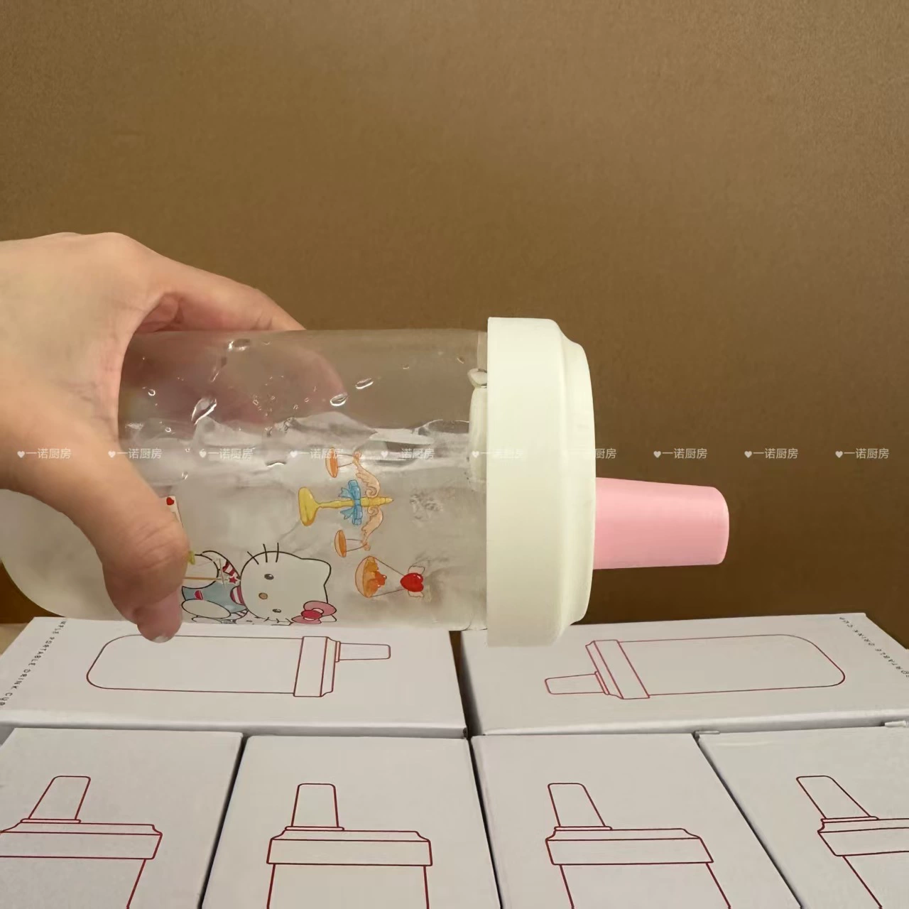 Hello Kitty, high quality handheld straw with glass for students