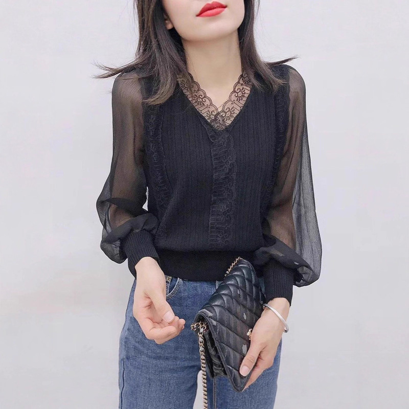 Autumn New Lace Chiffon Patchwork Knit Sweater Long-Sleeve V-Neck Slim-Fit Shirt for Women, Stylish and Versatile