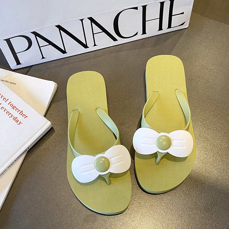 Zapatillas de flip flop para mujeres de verano nuevas parejas de internet resbaladiza playa de moda clip de pie resbaladiza ropa exterior