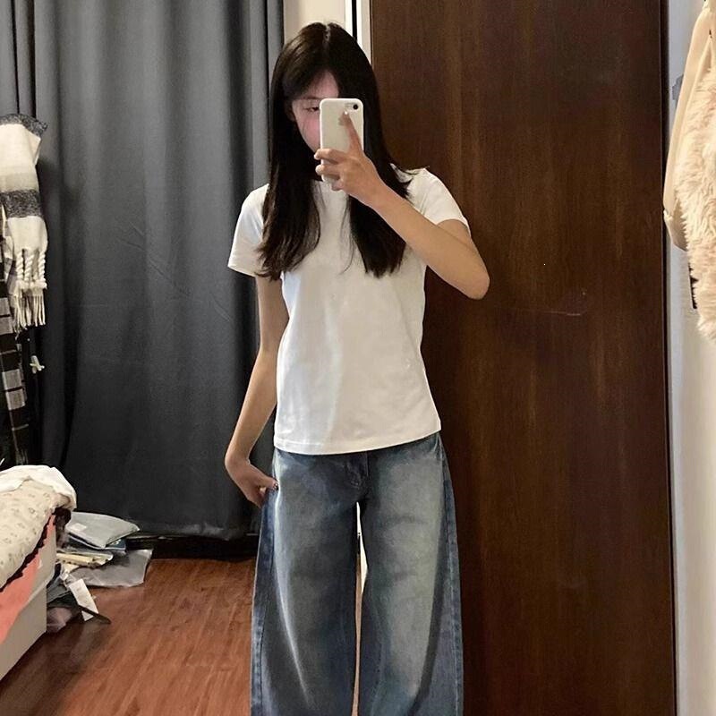 New Korean-Style Round-Neck Short-Sleeve T-Shirt for Women, Summer Slim-Fit Casual Solid Color Top, Versatile for Commuting New Korean-Style Round-Neck Short-Sleeve T-Shirt for Women, Summer Slim-Fit Casual Solid Color Top, Versatile for Commuting