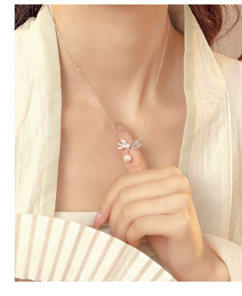 Jade Sterling Silver Elegant Simple Style Plating Flower Pendant Necklace display picture 5