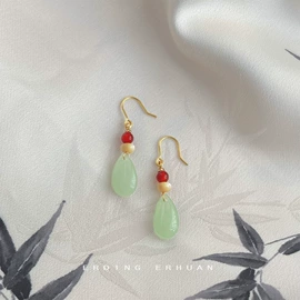 耳钉;耳环;戒指