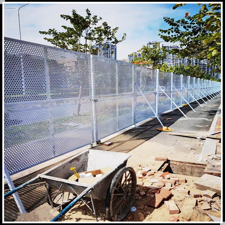 广东现货烤漆白色金属围挡 道路施工吸音围挡 隔离施工镂空围栏