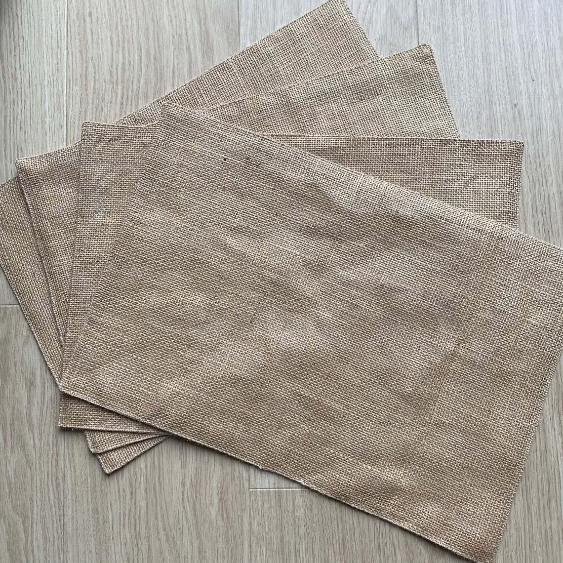 Cross -border solid color linen heat insulation meal cushion Northern European minimalist wind festival decorative table decorative cushion Placemat