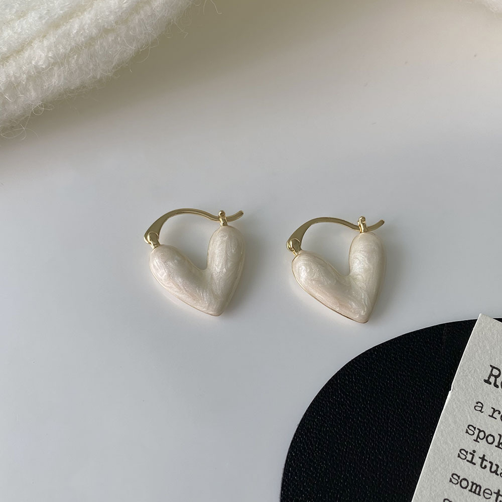 1 Paar Elegant Süss Herzform Kupfer Überzug Ohrringe display picture 6