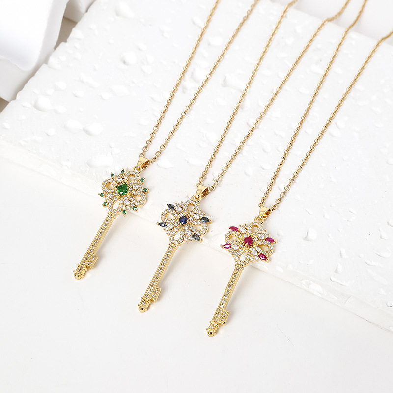 Nouveau pendentif clé au design créatif en zircone incrusté, haute rétention de couleur, style INS, tempérament, collier simple pour femmes_voghion.com