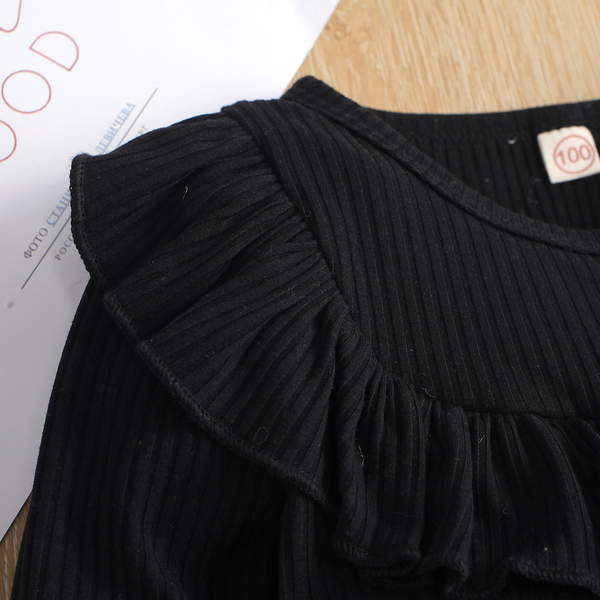 Ensemble deux pièces chemise tricotée en dentelle à manches longues et col rond pour enfants, nouvelle collection automne 2024_voghion.com