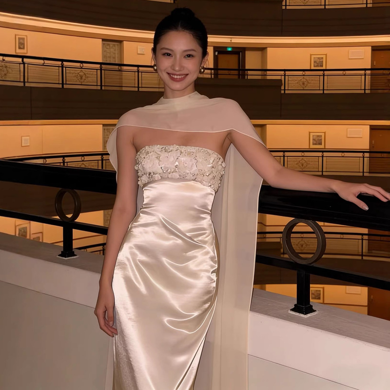 Vietnamese Niche French-Style Elegant Sequined Strapless Gown with Shawl, Long Dress for Women, Socialite Party Dress Vietnamese Niche French-Style Elegant Sequined Strapless Gown with Shawl, Long Dress for Women, Socialite Party Dress