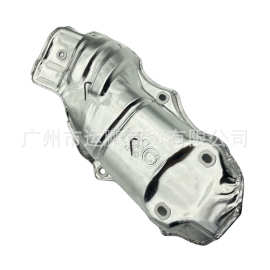 适用于17-19款JEEP指南者 1.4T 前排气管隔热板 68293654AA