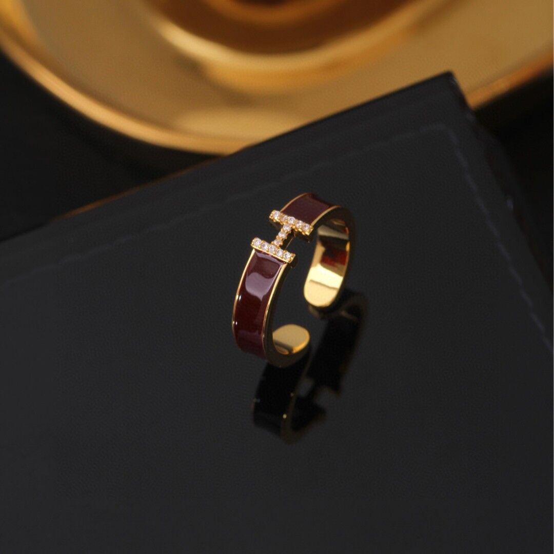 《高版本不掉色18k金厚度0.05+電泳+拋數++4》天然貝殼字母開口戒