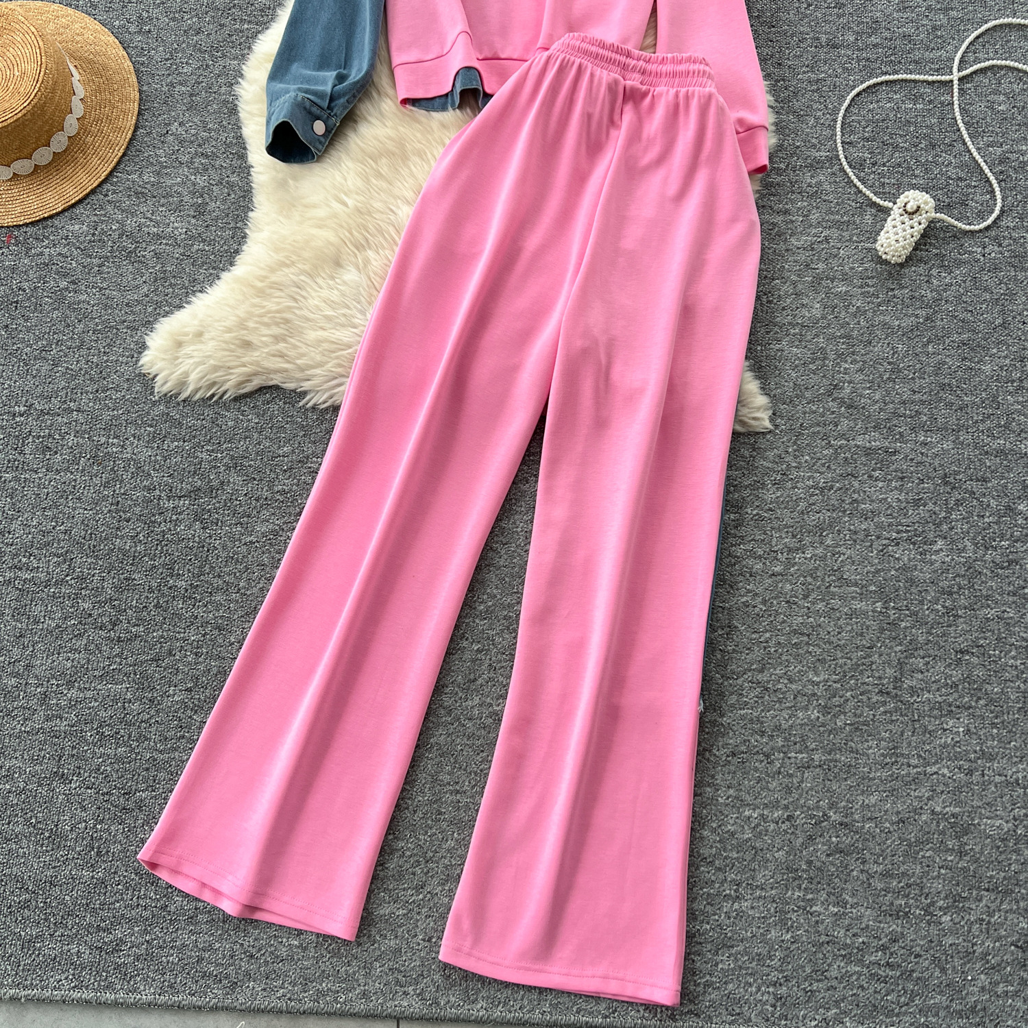Conjunto de pantalón para mujer sudadera con capucha y jeans anchos_voghion.com