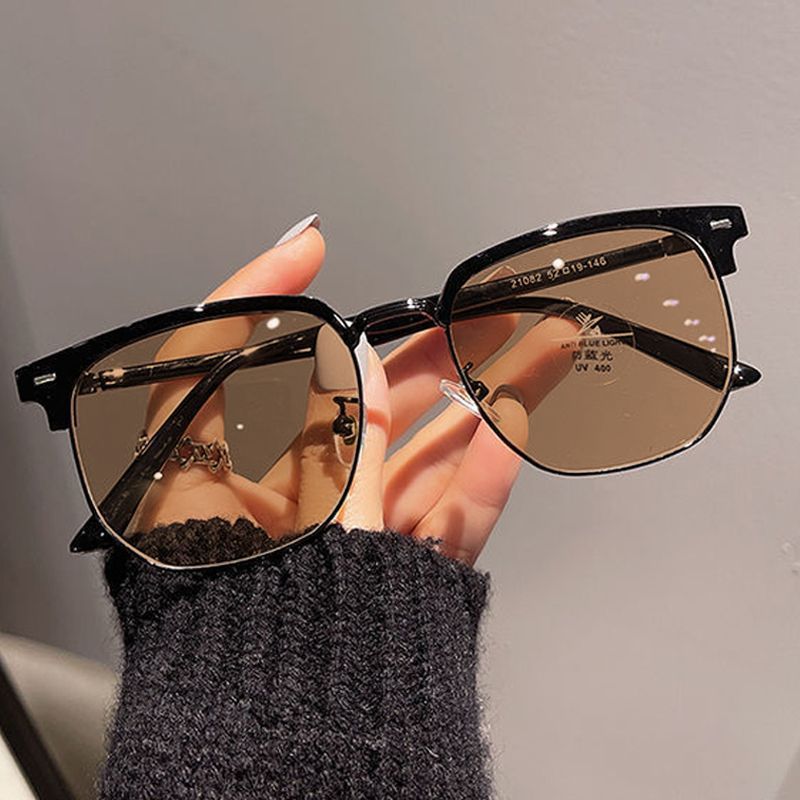 Gafas de media montura que cambian de color fotosensibles para hombres, cara grande, gafas de miopía de moda anti-luz azul, las mujeres pueden equiparse con ojos planos