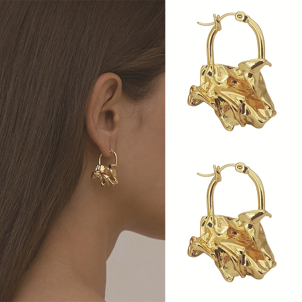 Desain Niche anting-anting lipit wanita anting-anting tidak beraturan lava kualitas tinggi perhiasan anting-anting retro Eropa dan Amerika berlapis emas 24k