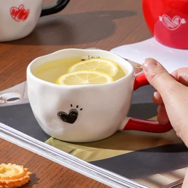 席位卡;衣架;陶瓷杯