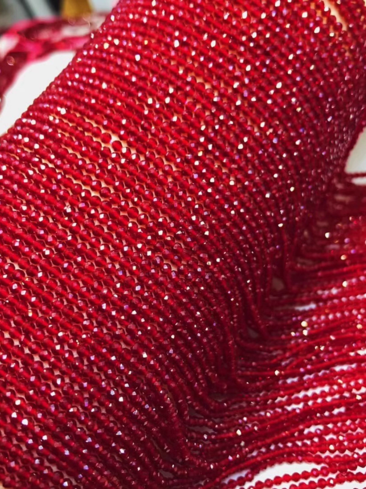 Черные шпинели 2 мм 3 мм, крупные красные шпинели, граненые, свободные бусины, твердо полированная футбольная поверхность, полуфабрикаты