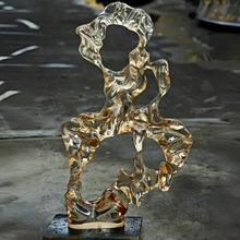 酒店样板房现代轻奢晶艺术摆件透明树脂太湖石雕塑饰品镂空