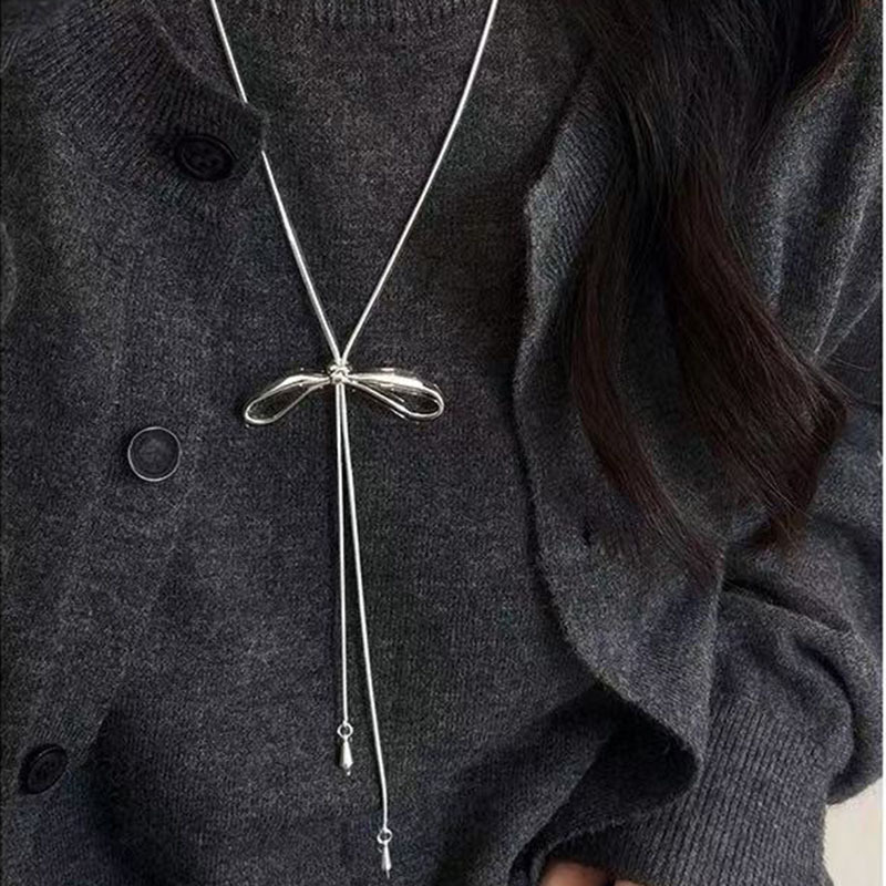 Otoño y invierno minimalistas collares colgante de goteo de Feng Shui mujeres chaqueta larga suéter cadena casual accesorios de lujo ligero