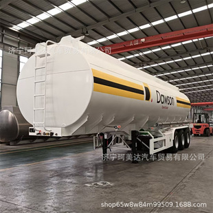 In the Middle of 2015, Large Quantities of Oil Tank Trucks, Gasoline and Diesel Tankers, Carbon Steel Stainless Steel Iron Tanks and Water Tanks Were Supplied