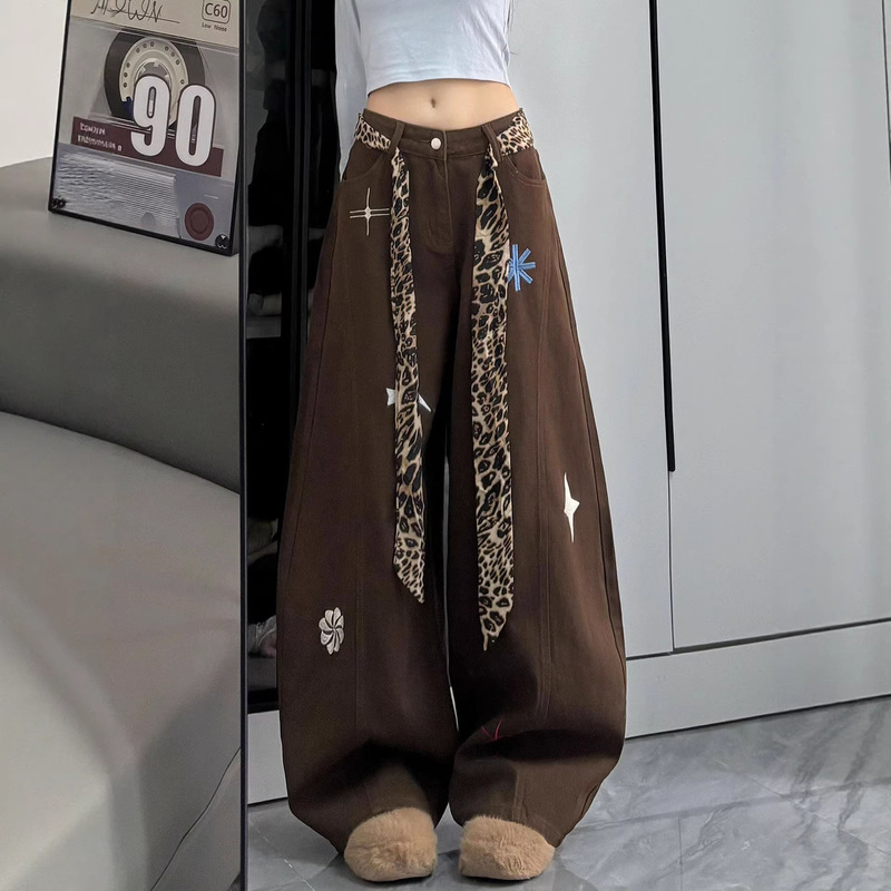 American Retro Leopard Print Embroidered Ribbon Jeans for Women, Spring and Autumn, Loose Fit, Slimming, Unique Design, Wide-Leg Scimitar Pants