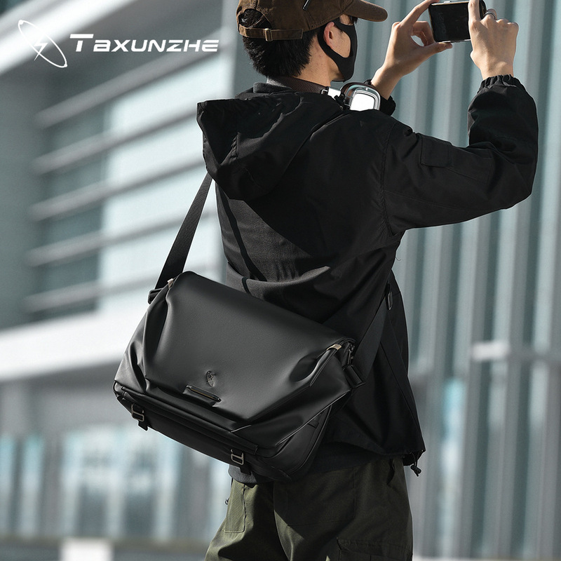 Apollo 2 Crossbody Bag Men's Shoulder Bag Versatile Fashion Commuter Functional Cycling Messenger Bag Computer Bag Apollo 2 Crossbody Bag Men's Shoulder Bag Versatile Fashion Commuter Functional Cycling Messenger Bag Computer Bag