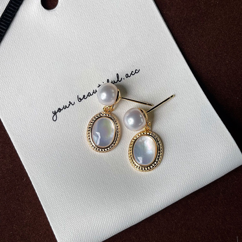 S925银针天然淡水珍珠耳环法式轻奢小众高级感椭圆白贝母珍珠耳坠