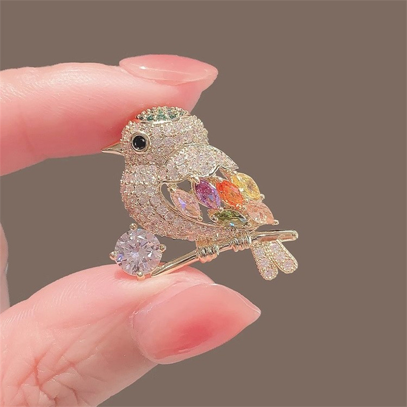 Glam Shiny Pin Butterfly Alloy Plating Inlay Artificial Pearls Rhinestones Unisex Brooches display picture 2