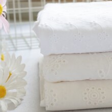 纯棉镂空刺绣布料 全棉蕾丝布料ins夏季白色裙子服装婚纱面料棉布