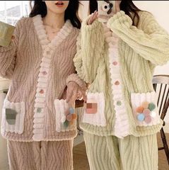 彩虹睡衣套装女秋冬法兰绒加厚保暖睡袍甜美纽扣开衫家居服可外穿